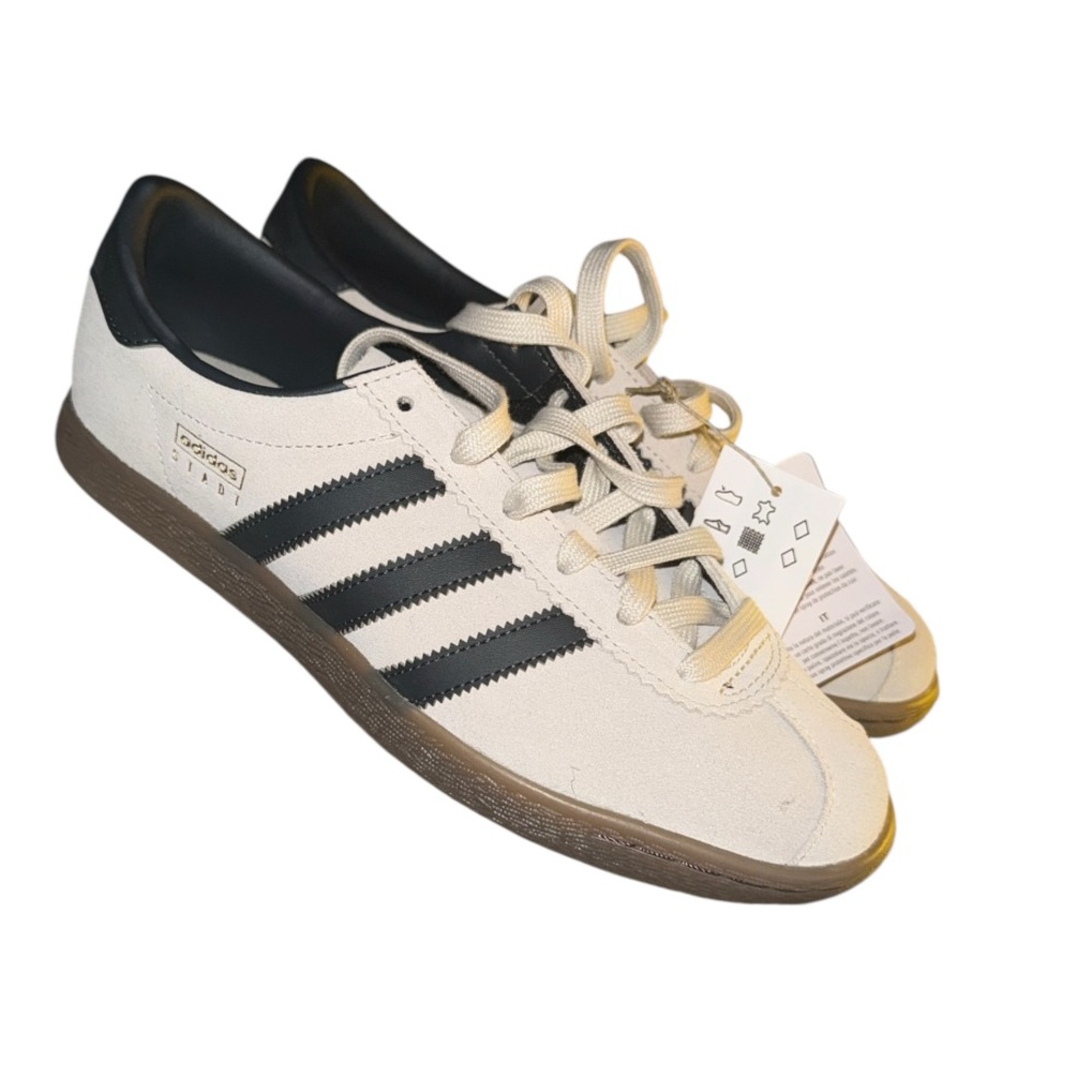 adidas Suede Sneaker in cream with Black Stripes - Picture 4 of 4